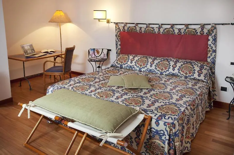 Villa Undulna Масса 3*,  Италия