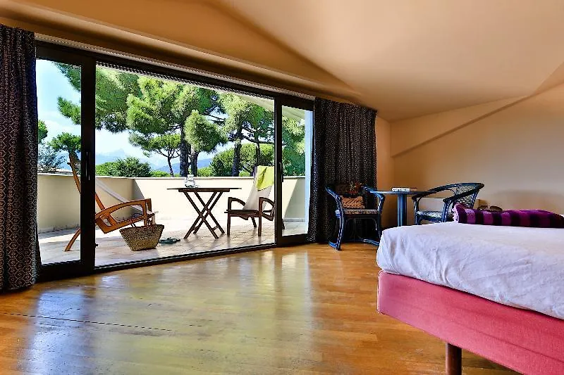 Villa Undulna Massa  3*, Massa (Tuscany)