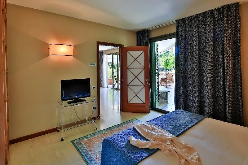 Villa Undulna Масса Италия